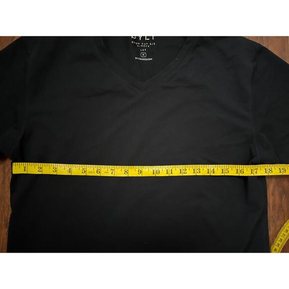 Bylt Drop Cut Lux V-Neck Shirt Men’s Size Medium Black - Picture 5 of 6